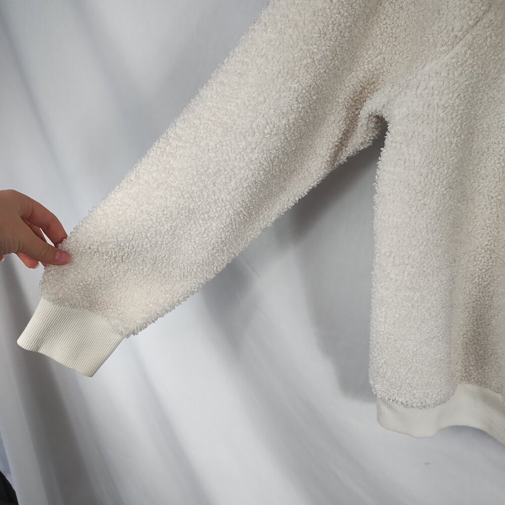 Universal Thread Cozy Cream Sweatshirt Women's Size Small - Picture 5 of 8